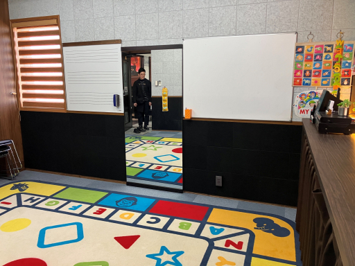 レッスンルーム（別角度）