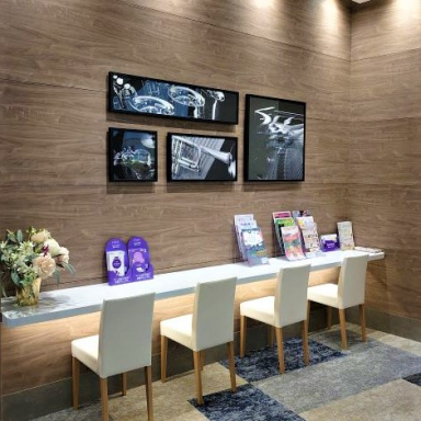 待合カウンター