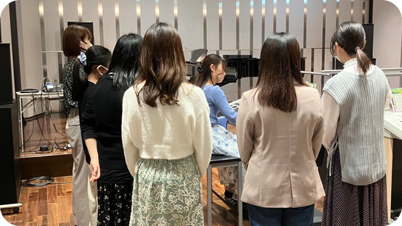 レッスン体験会（子どもの総合音楽教育）の様子