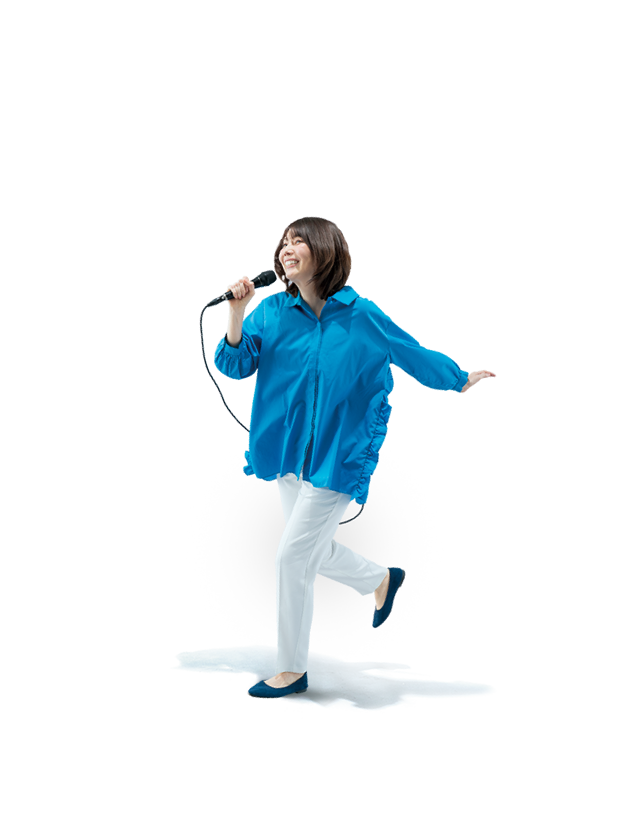 歌っている人物の写真