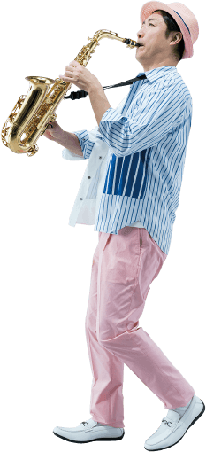 サックスを吹く人物の写真